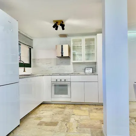 Apartment Just Renovated Boho Chic By Better Bookings *